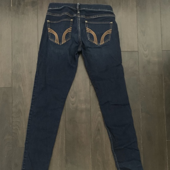 Hollister Mid-rise Skinny Jeans - Picture 4 of 4
